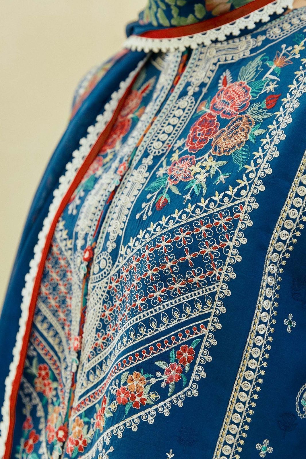 Khaadi Luxe Lawn 2025